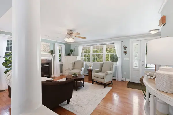 5 Jessie LN, Biddeford, ME 04005