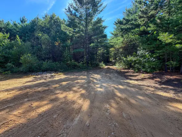 Lot 5 Laroche DR, Alfred, ME 04002