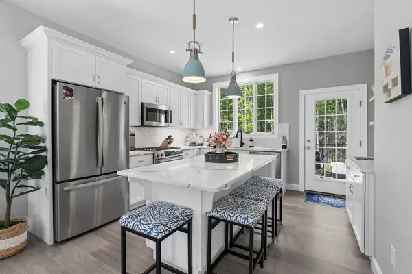 15 Scammen LN, Arundel, ME 04046