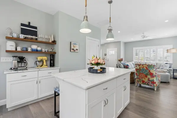 15 Scammen LN, Arundel, ME 04046
