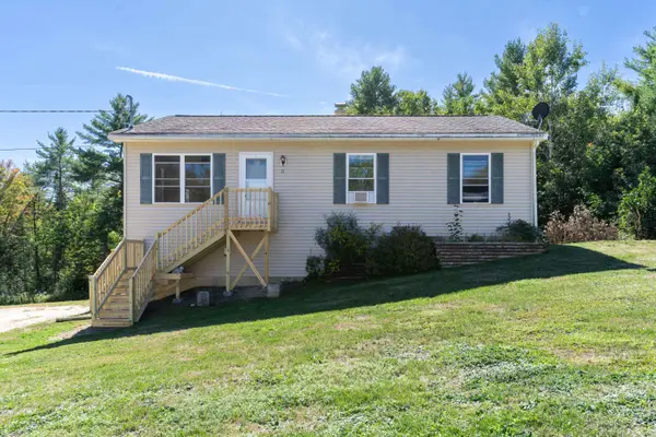 71 Bowdoinham RD, Lisbon, ME 04252