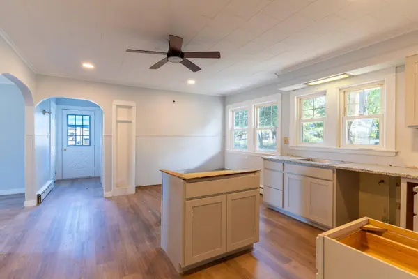 148 Broad ST, Auburn, ME 04210