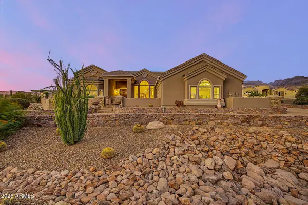 1111 S DEER RUN Court, Apache Junction, AZ 85119