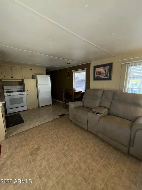 1050 E BROADWAY Avenue #28, Apache Junction, AZ 85119
