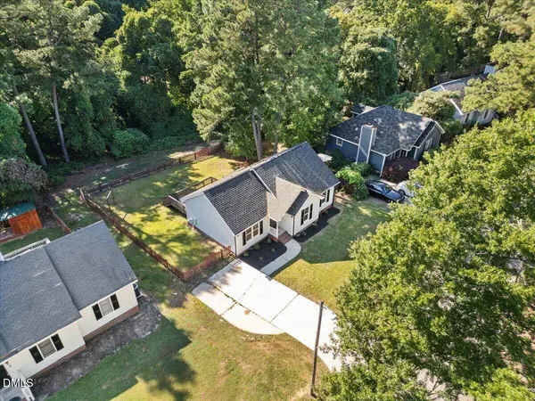 3613 Castlegate DR, Raleigh, NC 27616
