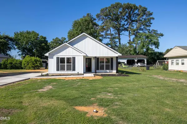 103 Harmon ST, Clinton, NC 28328