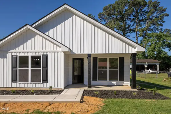 103 Harmon ST, Clinton, NC 28328