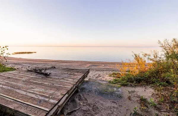 315 Hackberry AVE, Delta Beach, MB R1N 3A1