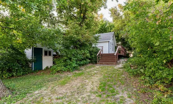315 Hackberry AVE, Delta Beach, MB R1N 3A1