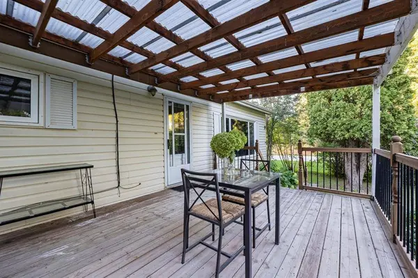 3 Alexander AVE, Portage La Prairie, MB R1N 3S5