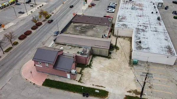 322 Saskatchewan AVE, Portage La Prairie, MB R1N 0K8