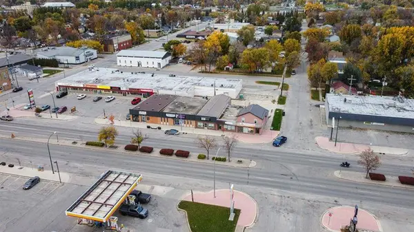 322 Saskatchewan AVE, Portage La Prairie, MB R1N 0K8
