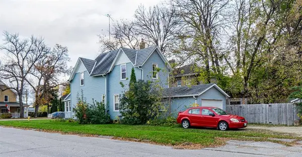 53 5th ST, Portage La Prairie, MB R1N 1H7