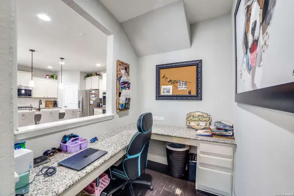 1611 AFTERLIGHT DR, San Antonio, TX 78245