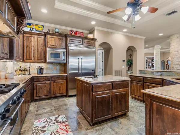 627 RIVER CHASE WAY, New Braunfels, TX 78132