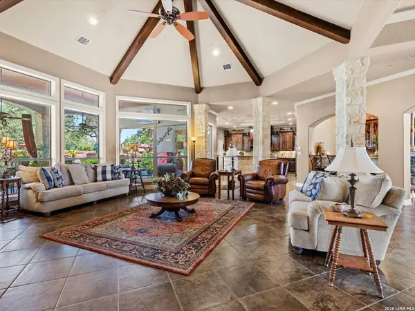 627 RIVER CHASE WAY, New Braunfels, TX 78132
