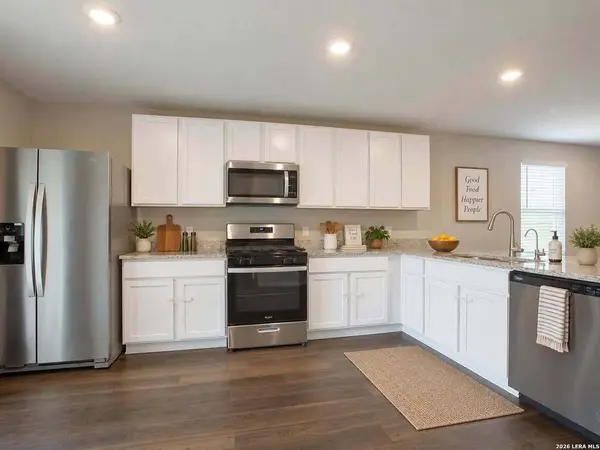 5402 FREDERICK BLF, Von Ormy, TX 78073