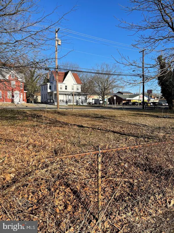 39-41 N DELSEA DR N, Glassboro, NJ 08028