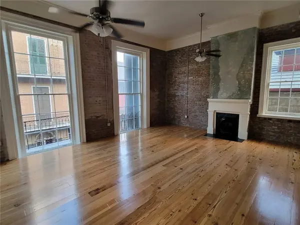 628 TOULOUSE ST #2, New Orleans, LA 70130