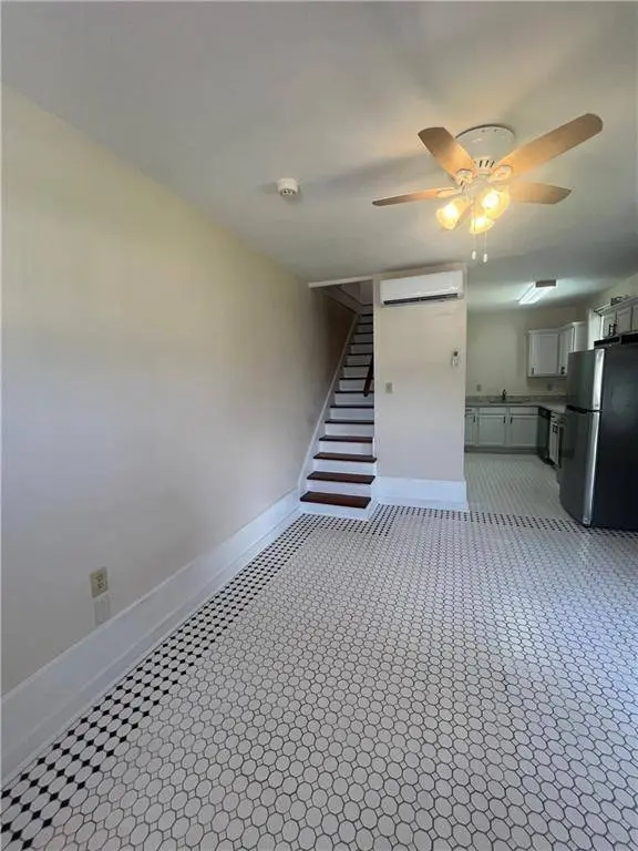 2433 GENERAL PERSHING ST, New Orleans, LA 70115