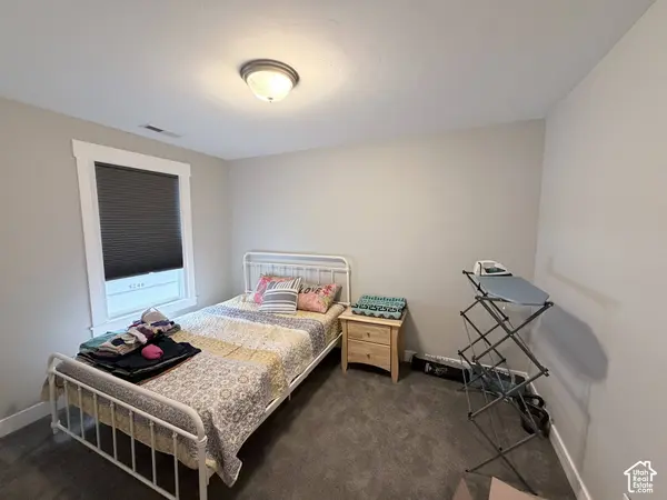 10563 S REDKNIFE DR, South Jordan, UT 84009
