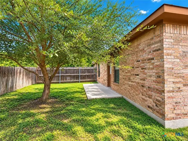 557 Creekside CIR, New Braunfels, TX 78130