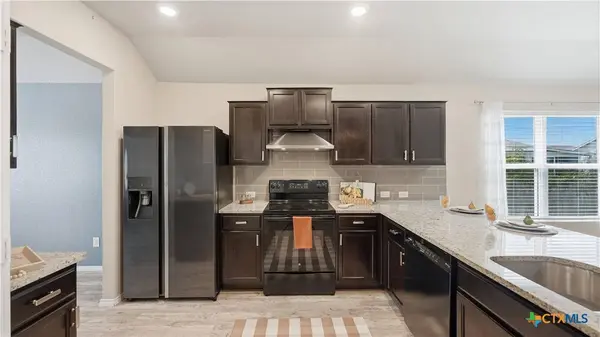 2422 Moselle LN, New Braunfels, TX 78130