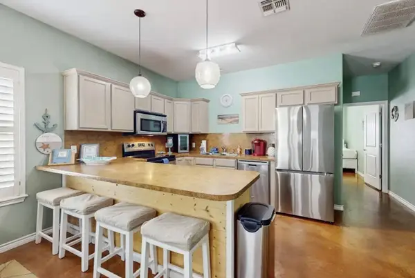15209 S Padre Island DR #501, Corpus Christi, TX 78418