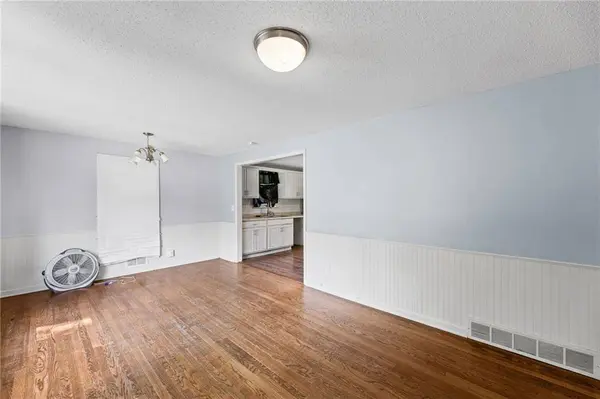 3800 E 71st TER, Kansas City, MO 64132