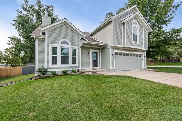 21415 W 52nd ST, Shawnee, KS 66218