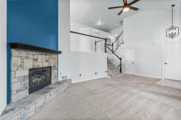 21415 W 52nd ST, Shawnee, KS 66218