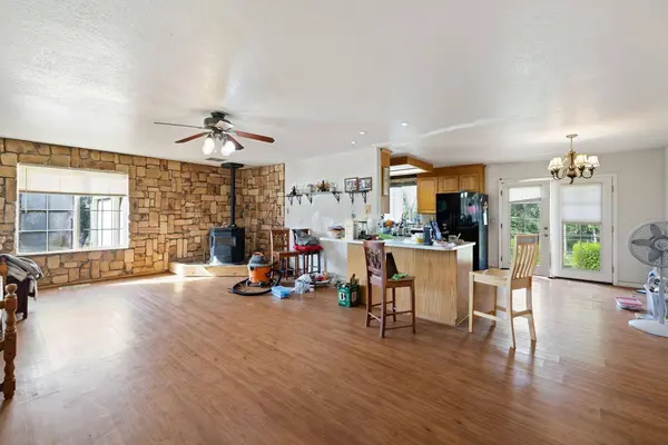 5423 Virginia RD, Loma Rica, CA 95901