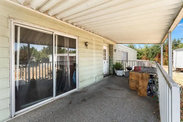 5100 N Highway 99 #154, Stockton, CA 95252