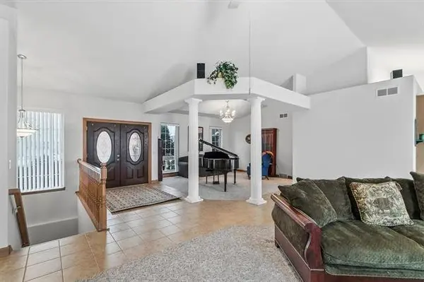 2026 Stonehaven Drive, Sun Prairie, WI 53590