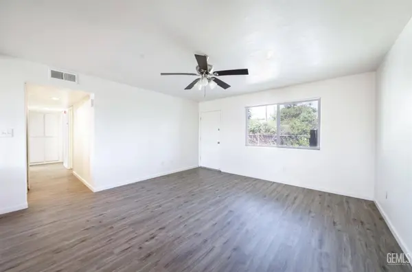 1236 Jeffrey Street, Bakersfield, CA 93305