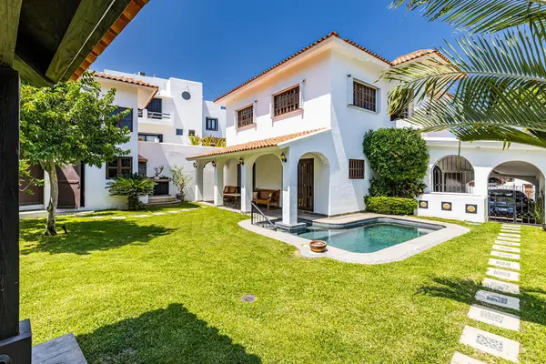 12 Los Cabos, Dana Point, CA 92629-3135