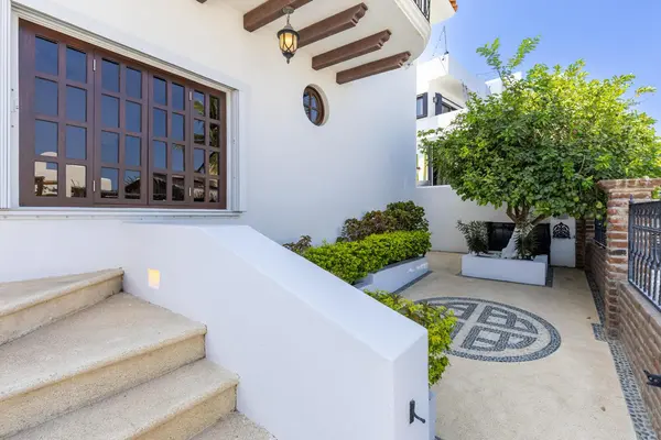 12 Los Cabos, Dana Point, CA 92629-3135