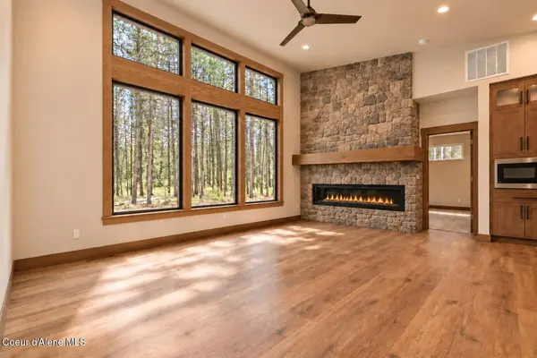 14 timber grove, Sandpoint, ID 83864