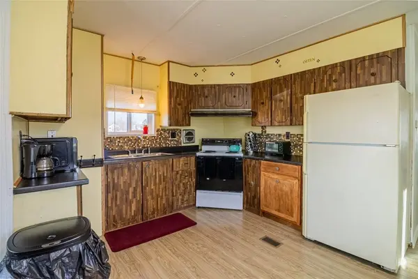 140 Shoestring Annie RD, Butte, MT 59701