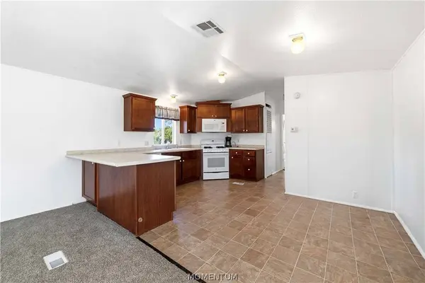 2440 E Ames AVE, Kingman, AZ 86409