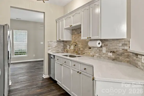 6032 Sapwood CT, Matthews, NC 28104