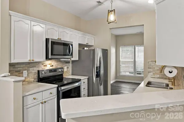 6032 Sapwood CT, Matthews, NC 28104