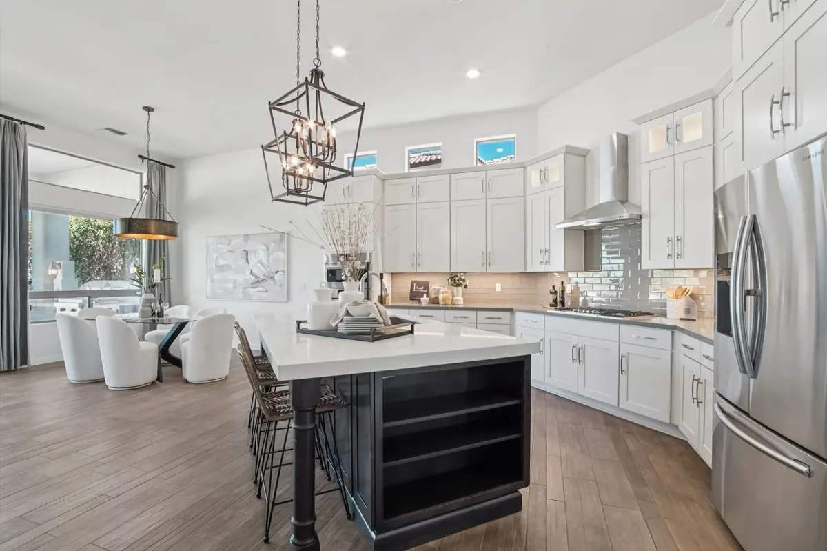 17-web-or-mls-E Trailridge Cir 8-S0310-017