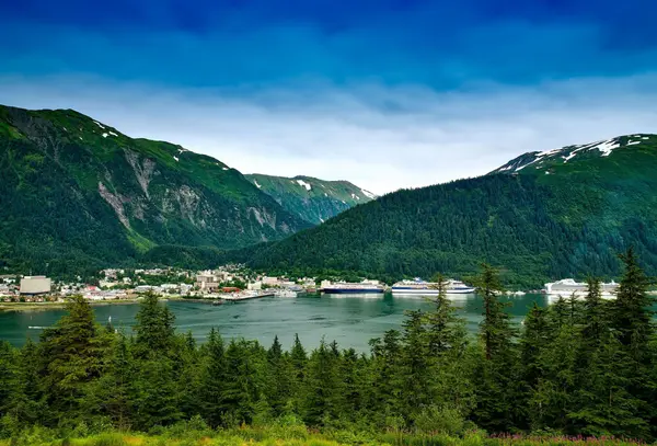 feature image of Moving to Alaska? 10 Things to Think About Before Buying a Home