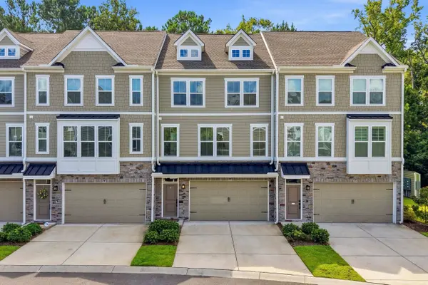 2557 Pete Dye Dr. #704