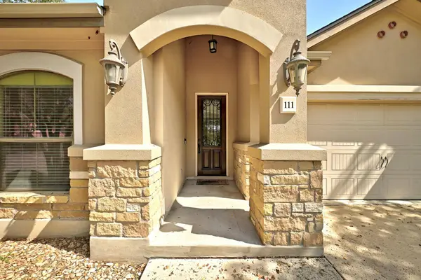 111 Via Villina, Buda, TX 78610
