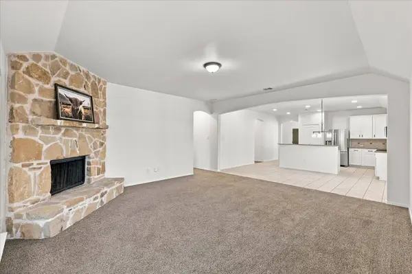 1301 Lasso DR, Little Elm, TX 75068