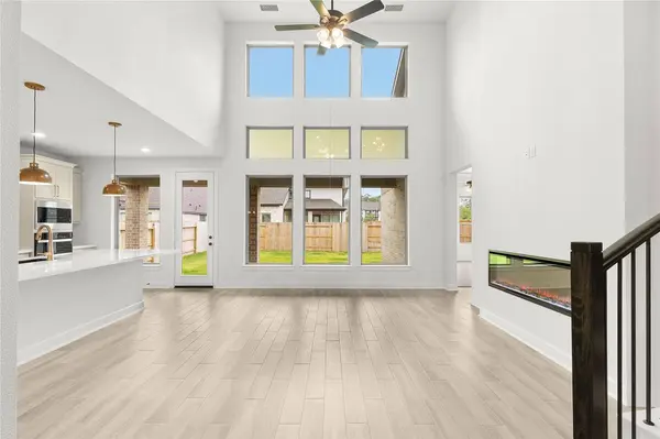 326 Texoma Plains DR, Conroe, TX 77304