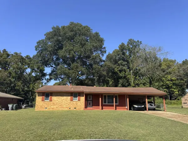 166 PARKDALE DR, Memphis, TN 38109