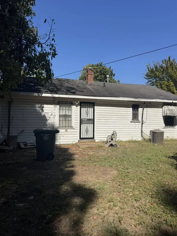 325 GLENCOE RD, Memphis, TN 38109